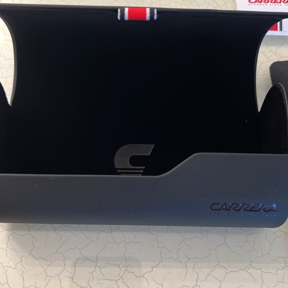 NEW CARRERA AUTHENTIC EYEGLASSES CASE | BLACK HARD | MAGNETIC COVER - Picture 7 of 10